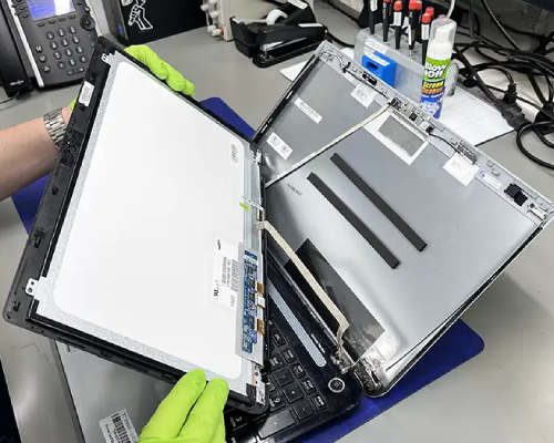 Laptop Screen Replacement Service